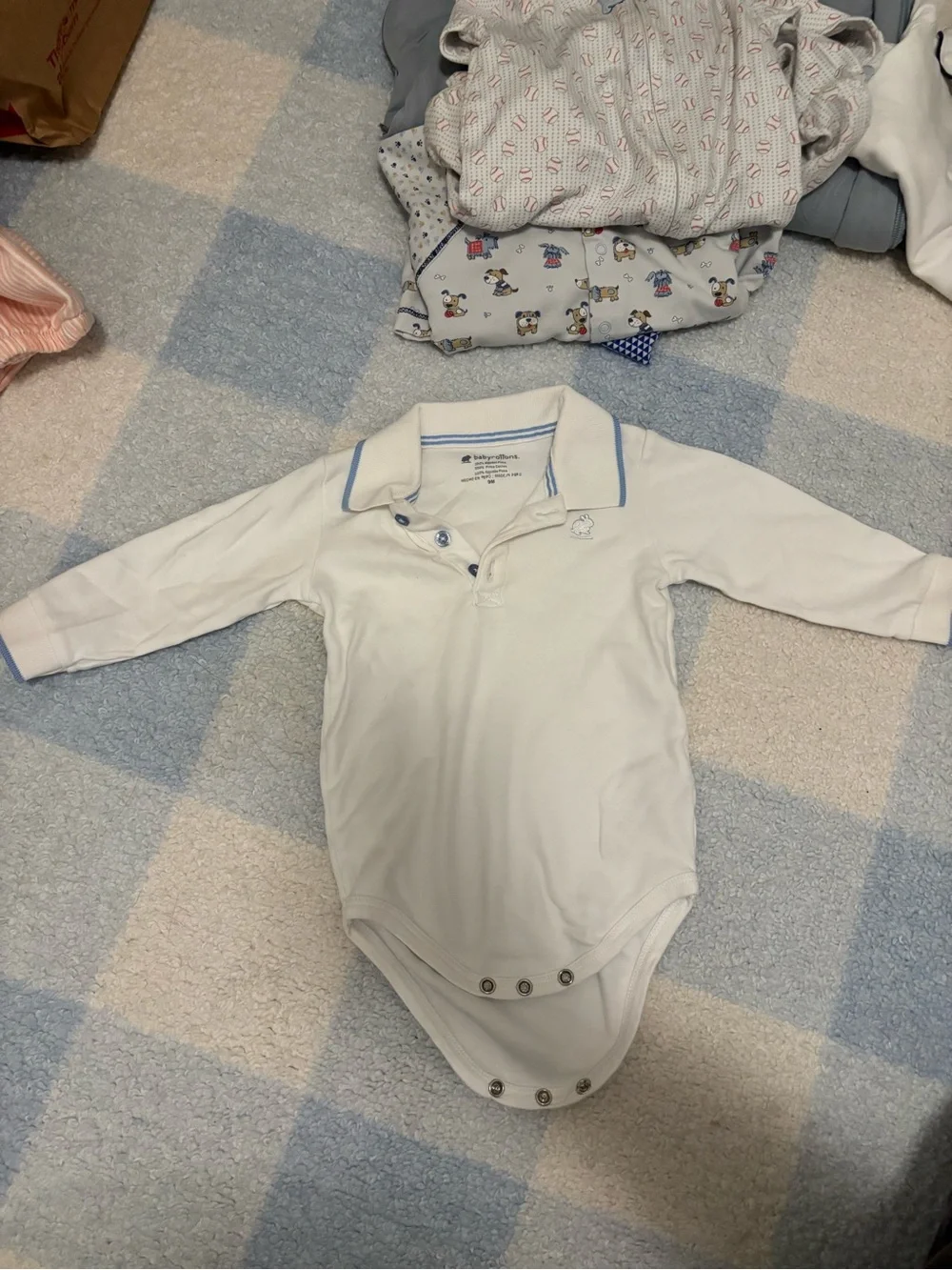 Bundle of six high end baby boy clothes 6m-12/18 m